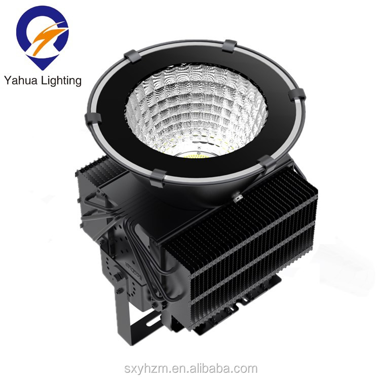 150W LED Flood Light IP66 Waterproof Carton Box For Outdoor Lighting